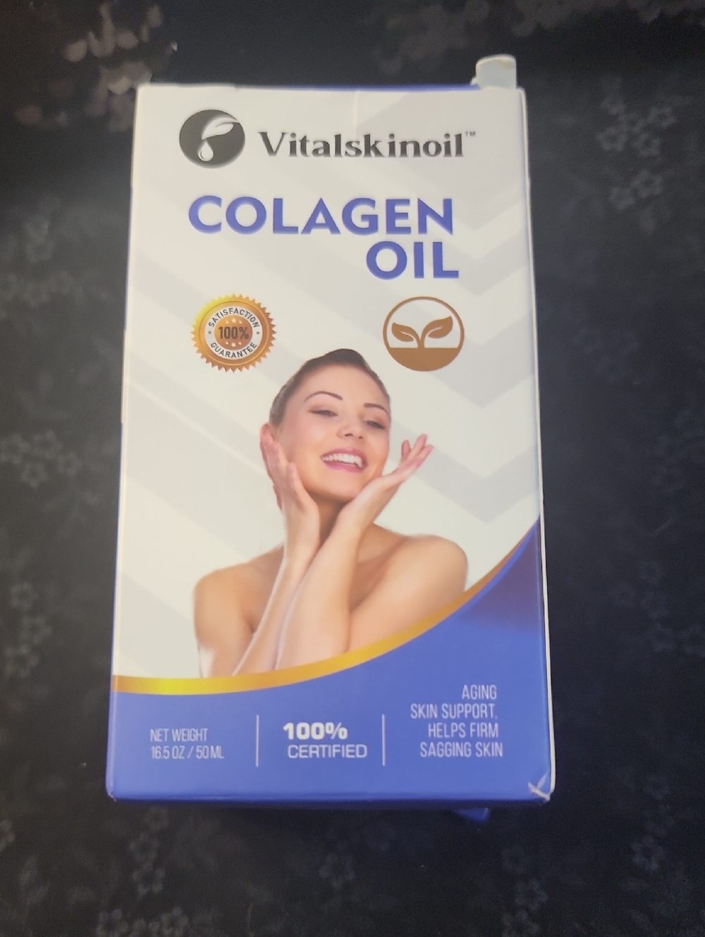 Collagen Oil Moisturizer - Blue/White